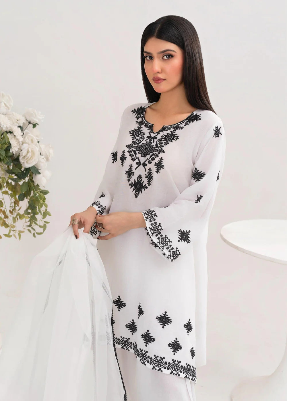 WHITE CHARM (FARSHI SHALWAR) 3PCS-Haram Store