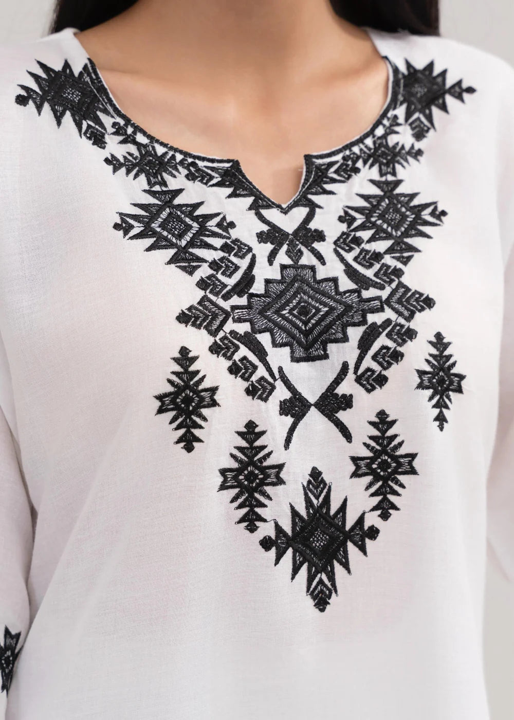 WHITE CHARM (FARSHI SHALWAR) 3PCS-Haram Store