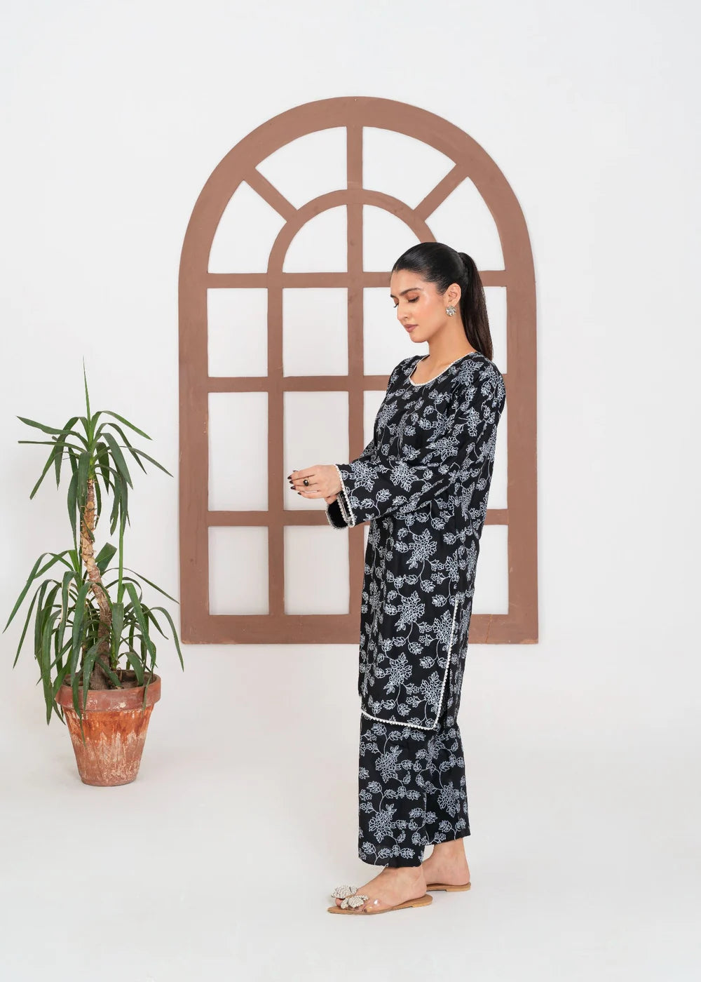 GULAAB BLACK 2PCS Haram-Store